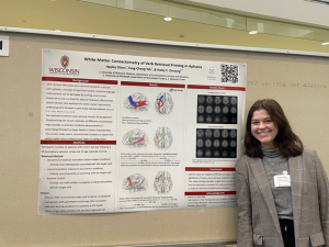 Hayley Olson with research poster